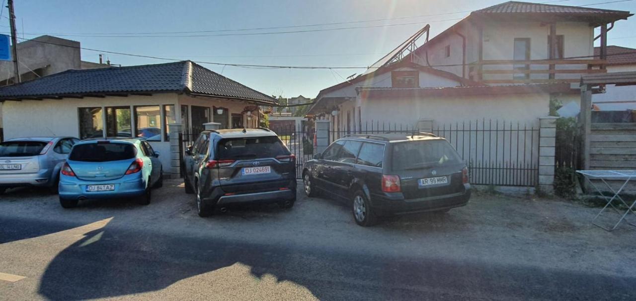 Ferienwohnung Pagini Din Vama Vama Veche Exterior foto