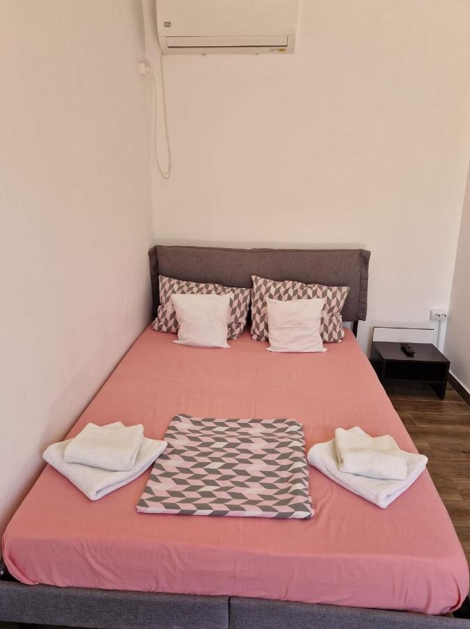 Ferienwohnung Pagini Din Vama Vama Veche Exterior foto
